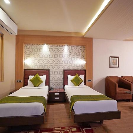 Gold Coast Beach Resort Puri Εξωτερικό φωτογραφία